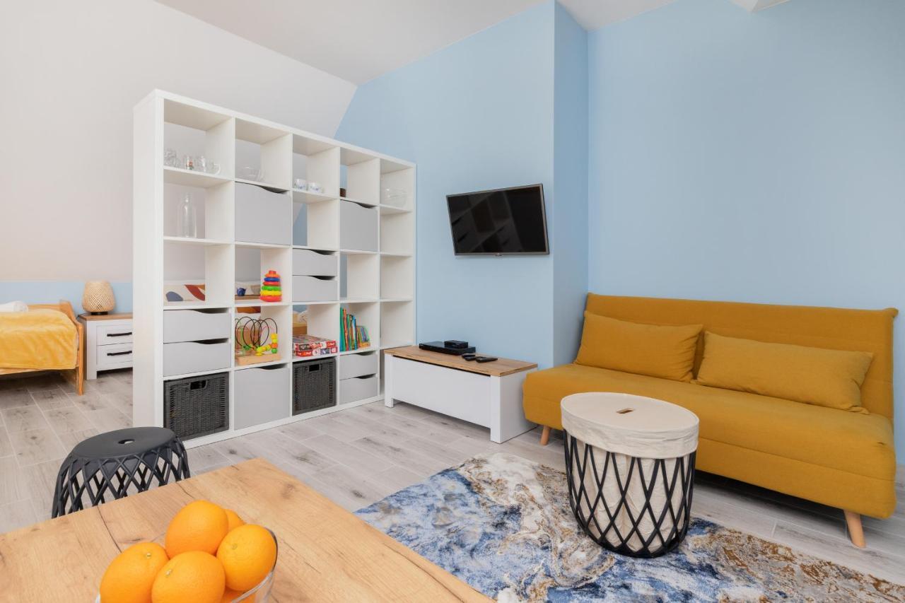 Comfy Studio Zamkowa 400M From The Beach By Noclegi Renters Пуцк Екстериор снимка