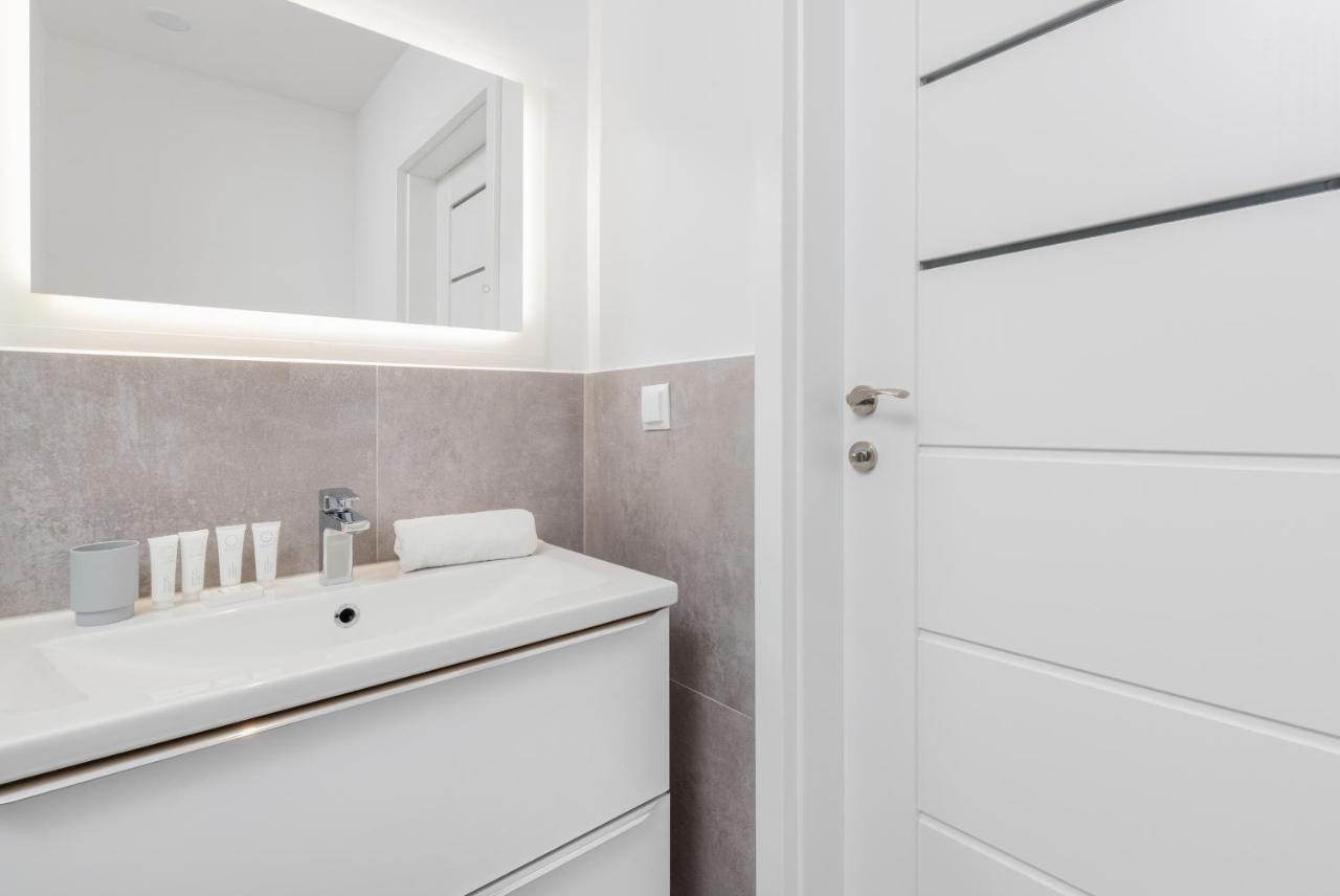 Comfy Studio Zamkowa 400M From The Beach By Noclegi Renters Пуцк Екстериор снимка