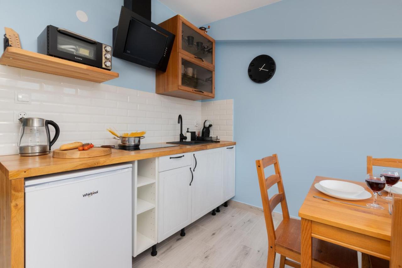Comfy Studio Zamkowa 400M From The Beach By Noclegi Renters Пуцк Екстериор снимка